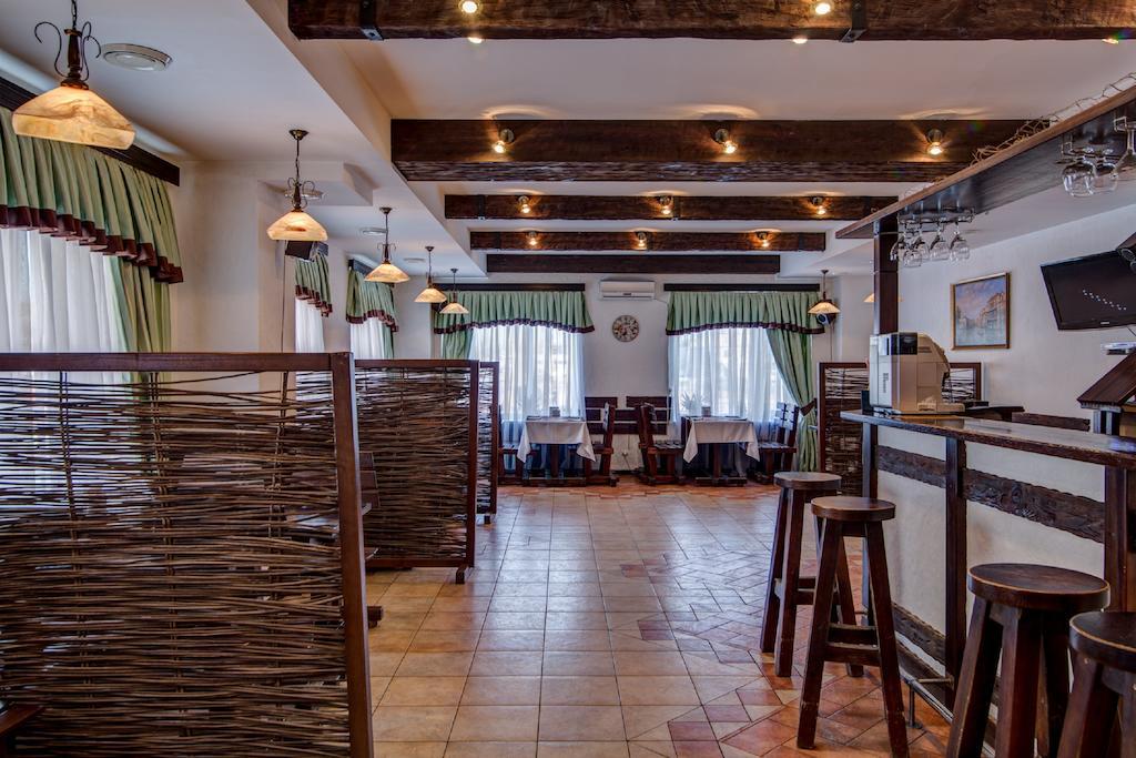 Bansay Hotel Dnipro Ngoại thất bức ảnh