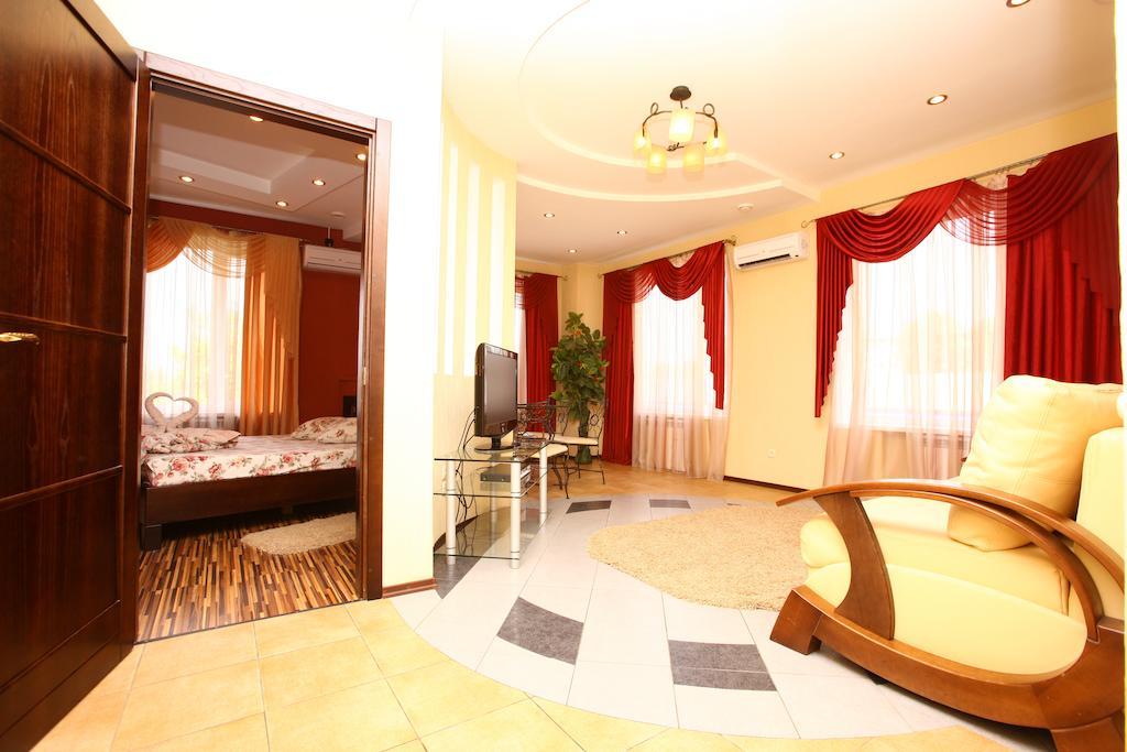 Bansay Hotel Dnipro Phòng bức ảnh